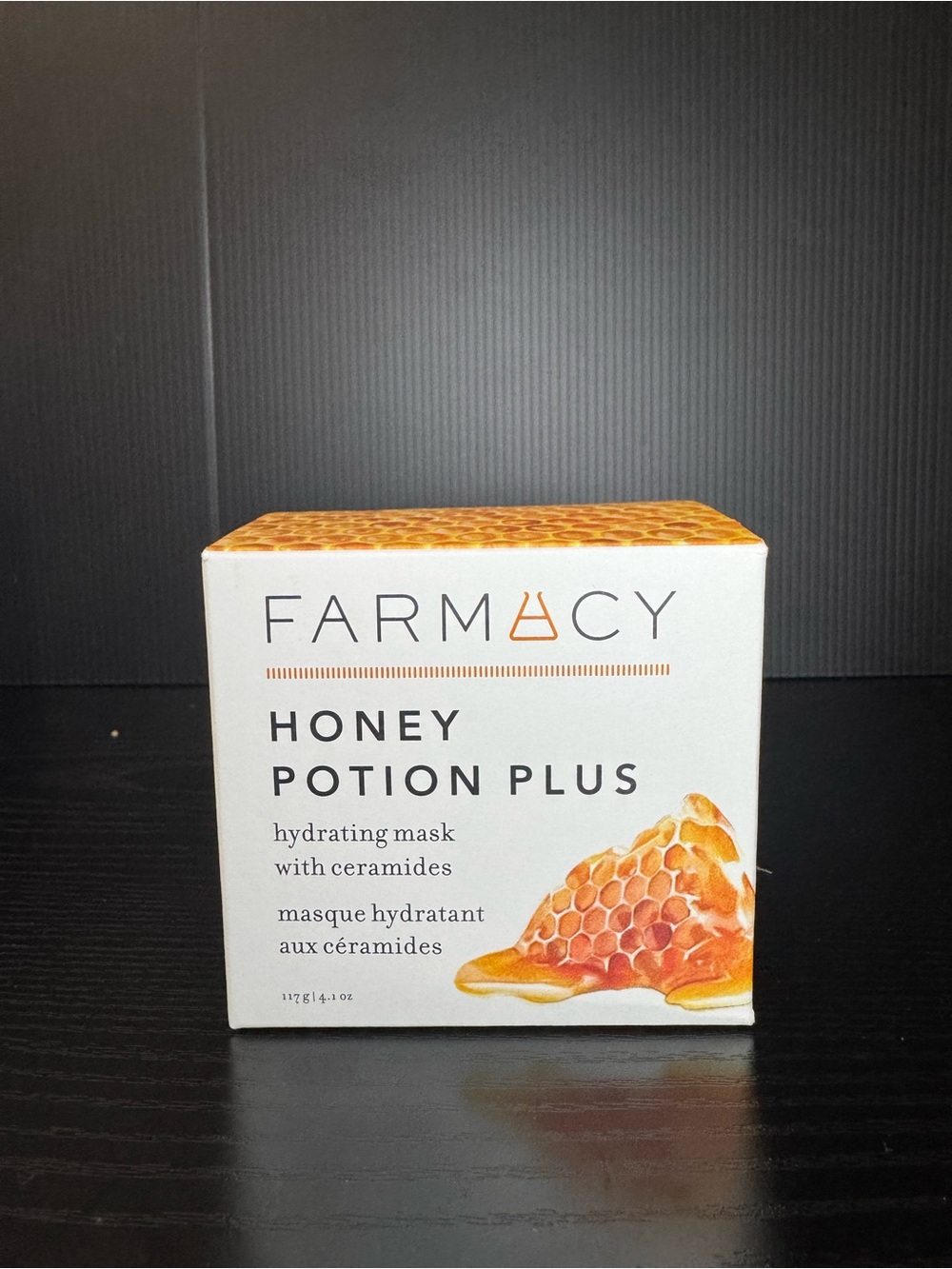 Farmacy Honey Potion Plus - Ceramide Hydration Honey Mask - Picture 2 of 6
